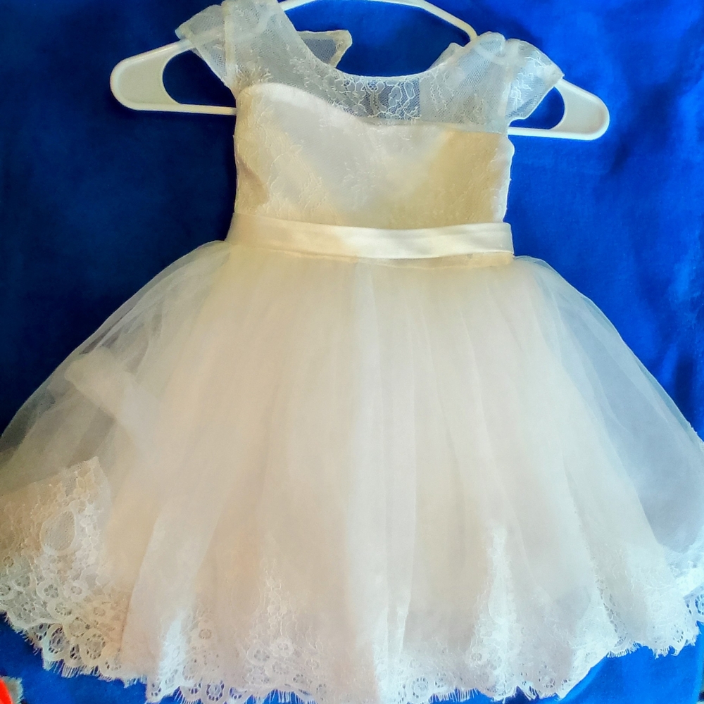 Elegant White Lace Baby Dress